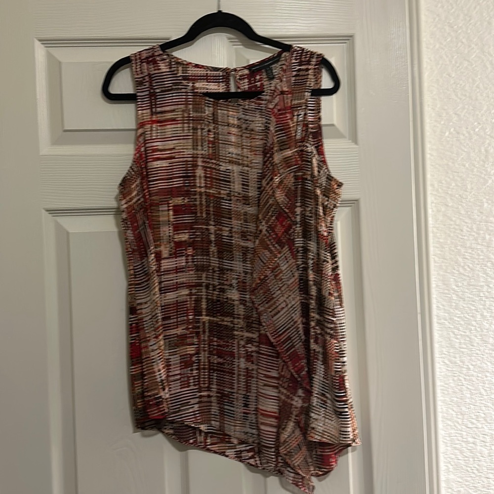 White House Black Market Size Large women’s top